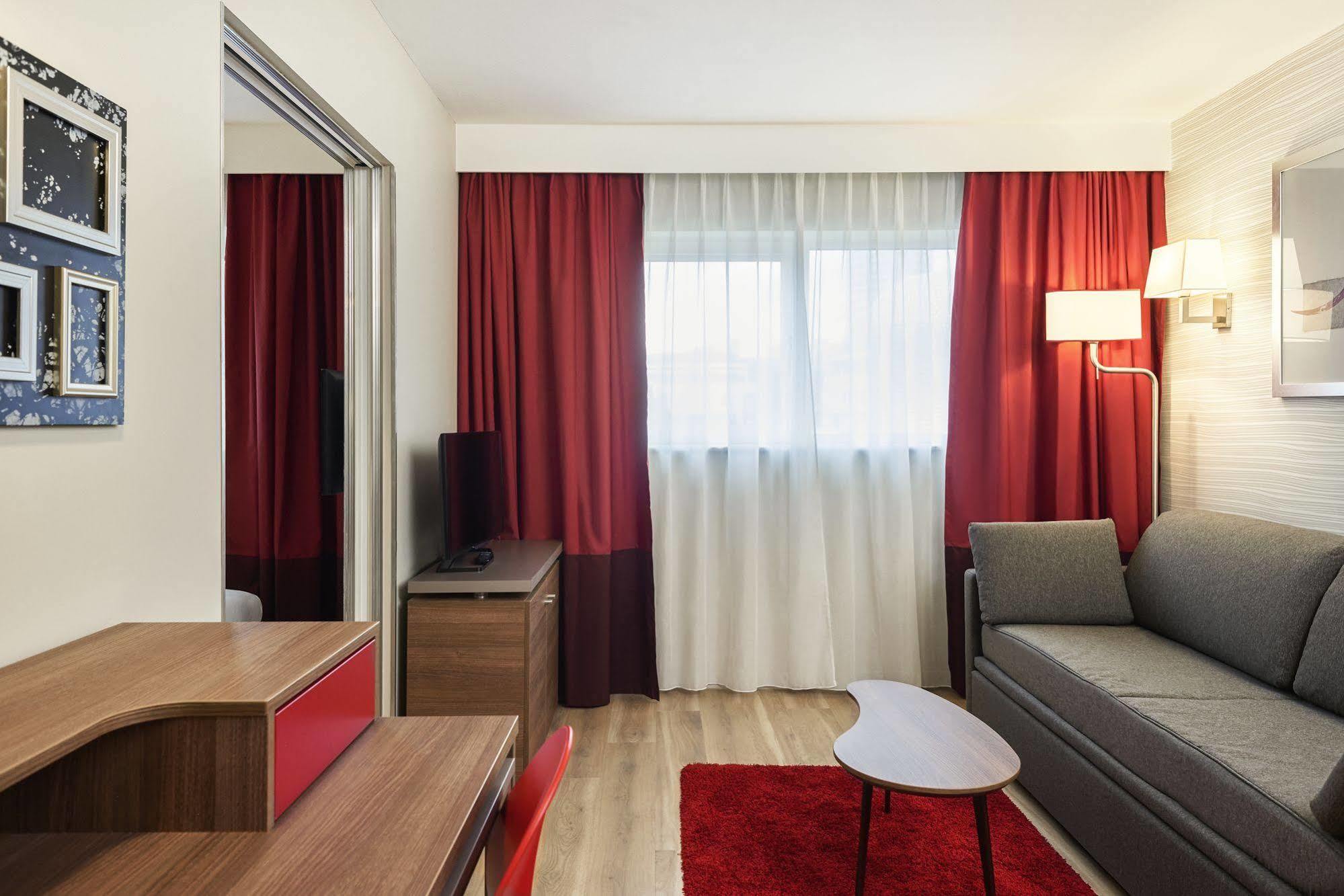 Adagio Centre Apartahotel